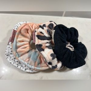 EUC Kitsch Microfiber Towel Scrunchies (4)